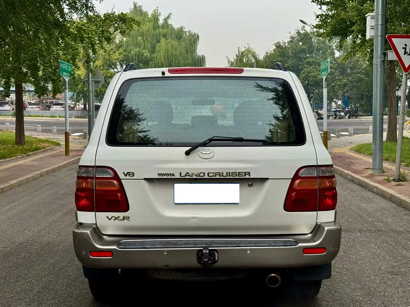 Toyota Land Cruiser (Import) 2002