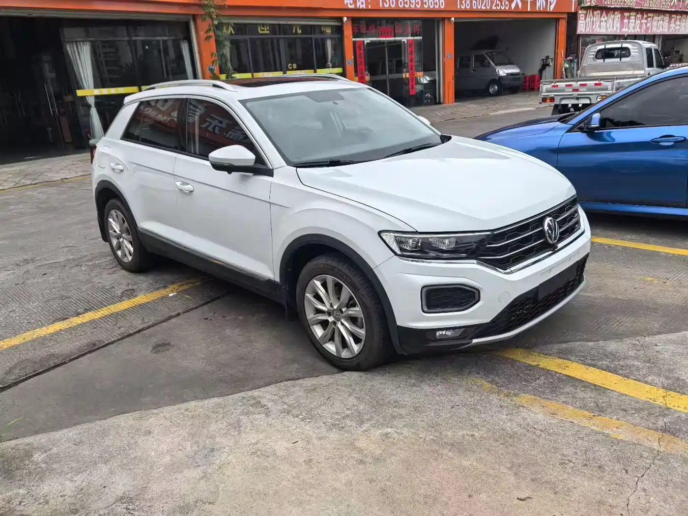 VOLKSWAGEN T-ROC EXPLORING SONGS