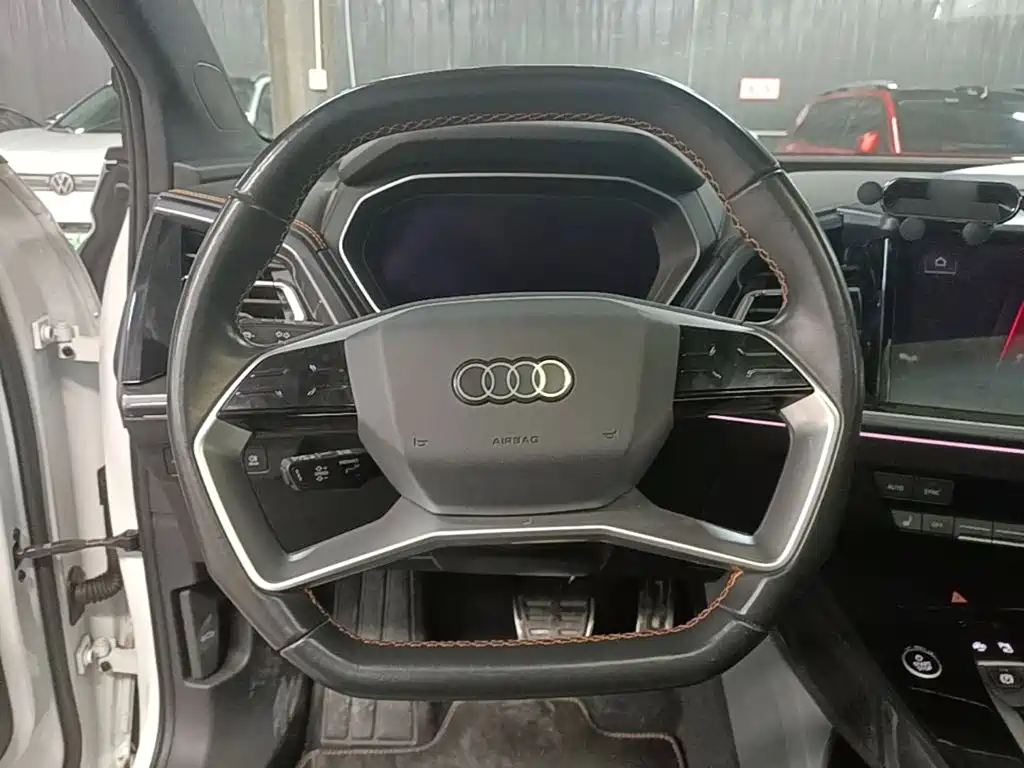 Audi Q4 e-tron 2024 2023 40 e-tron Creation Night Edition