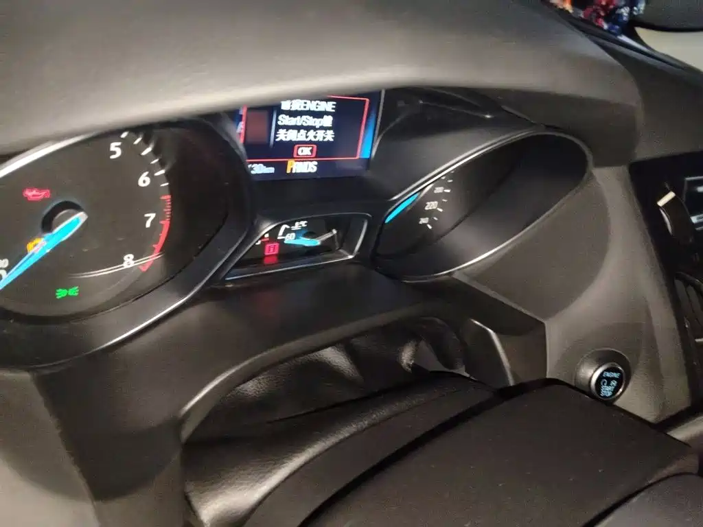 Фото 4 - Ford Focus