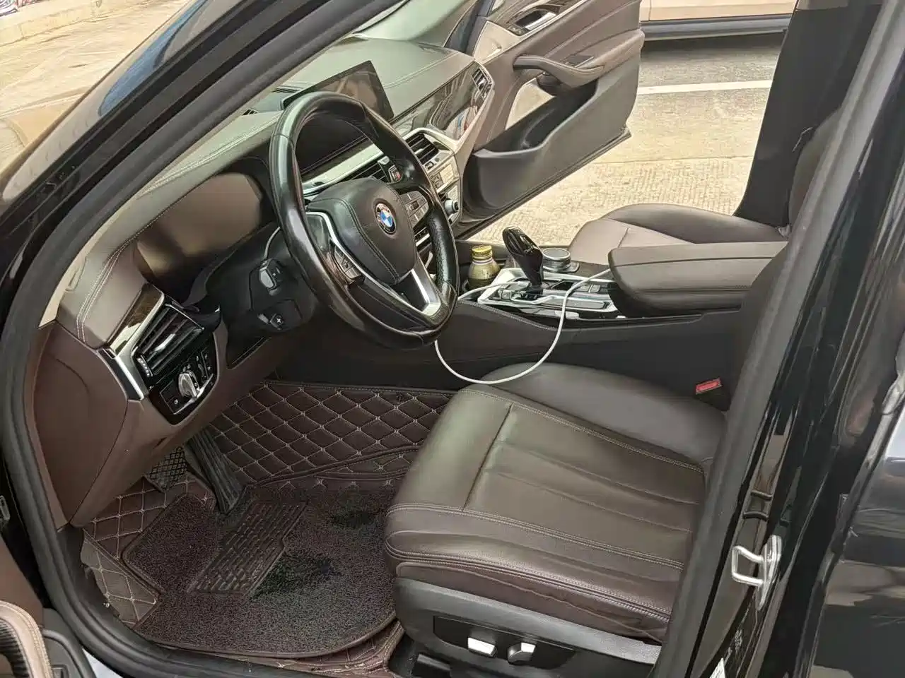 Photo 10 - BMW 5 Series
