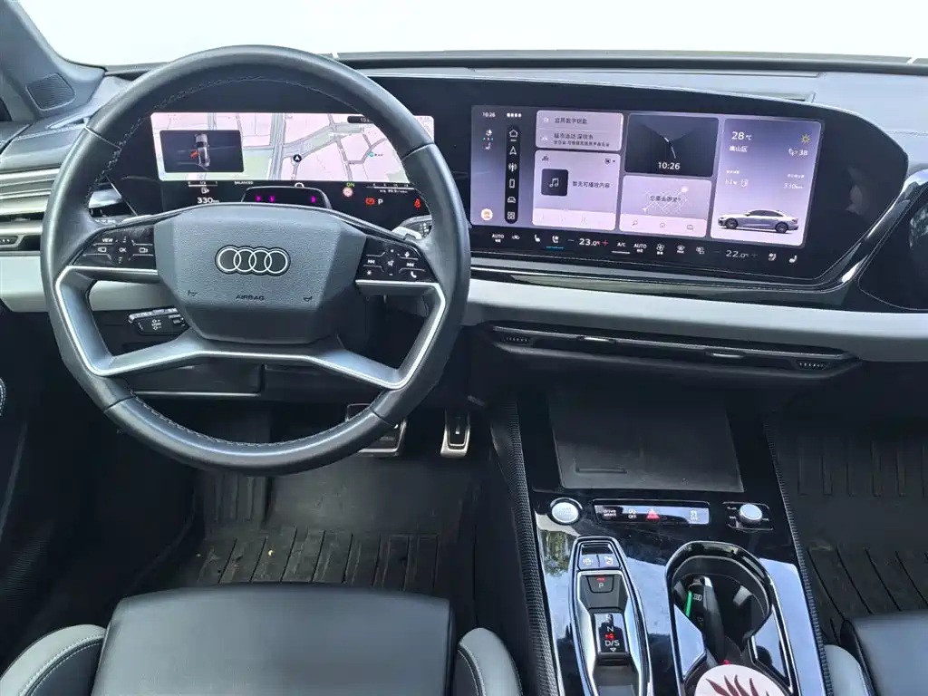 Photo 8 - Audi A5L