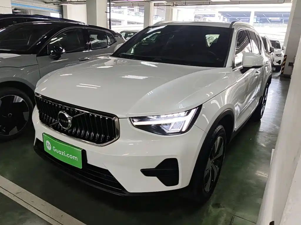 Volvo XC40 2024 2024 B3 Smart Elite Luxury Edition