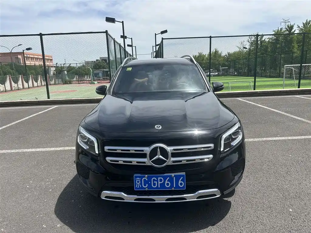 Mercedes-Benz GLB 2022 Facelift GLB 200 Dynamic Style фото 2