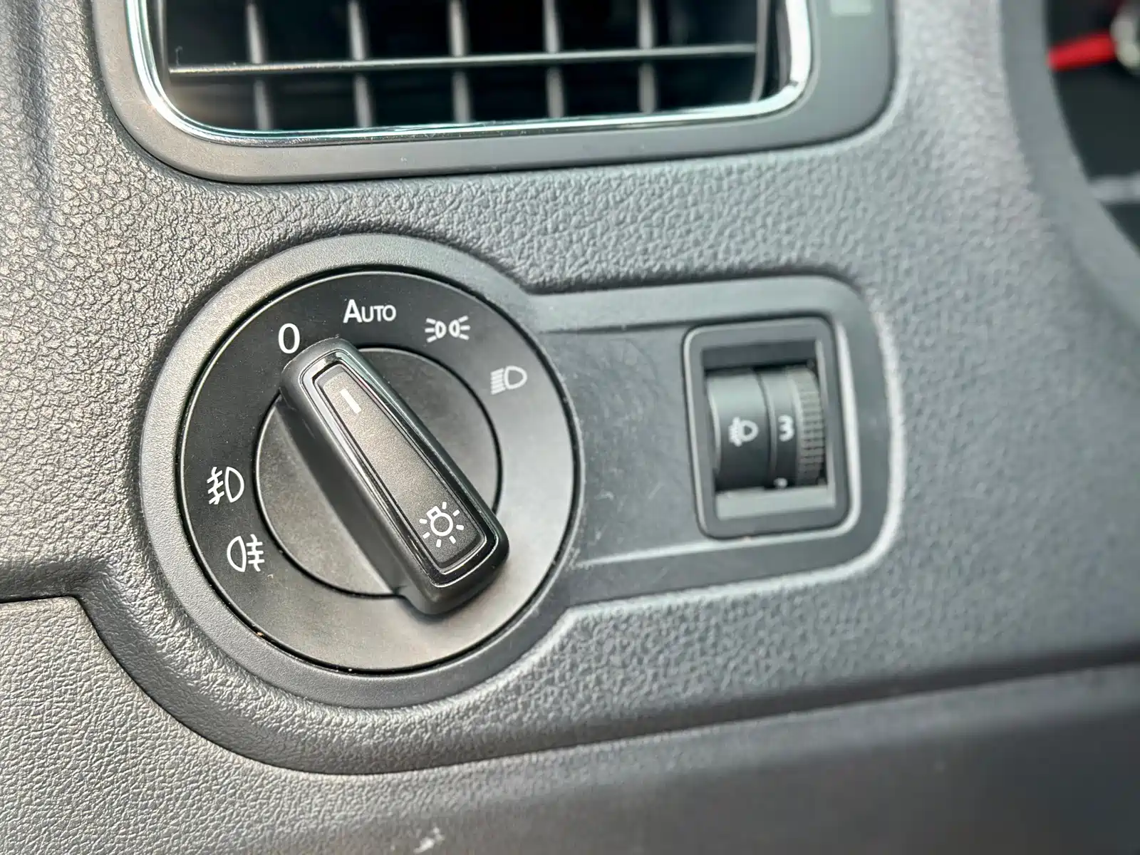 Фото 34 - Volkswagen Polo
