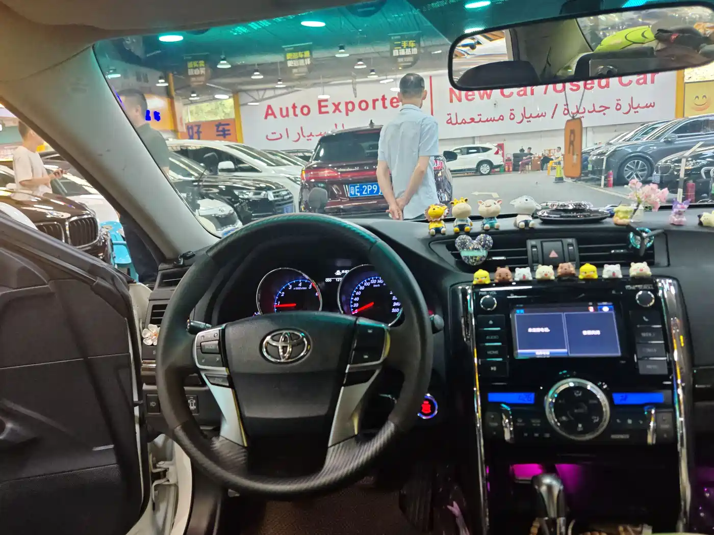 Toyota Reiz 2013 2.5V Premium Edition фото 9