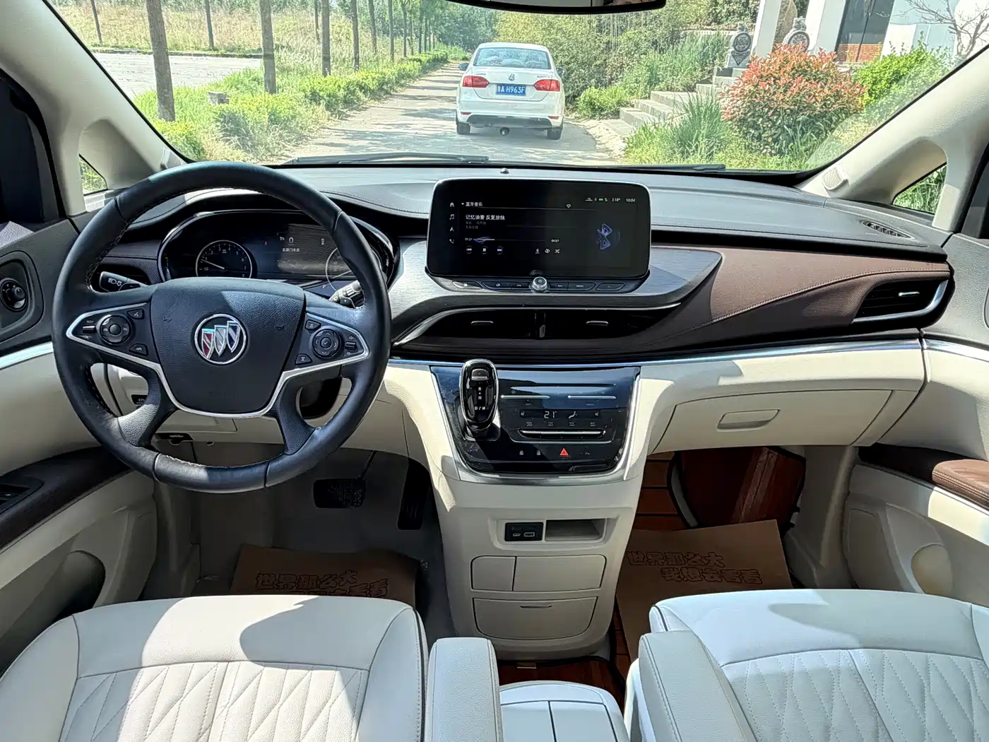 Buick GL8 2021 Land Business Class 652T Luxury фото 10