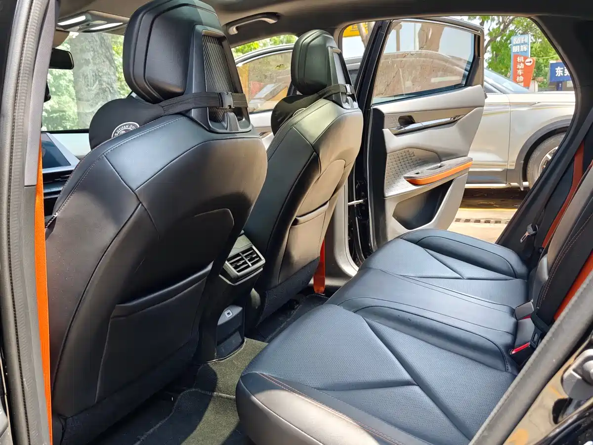 CHANGAN UNI-V