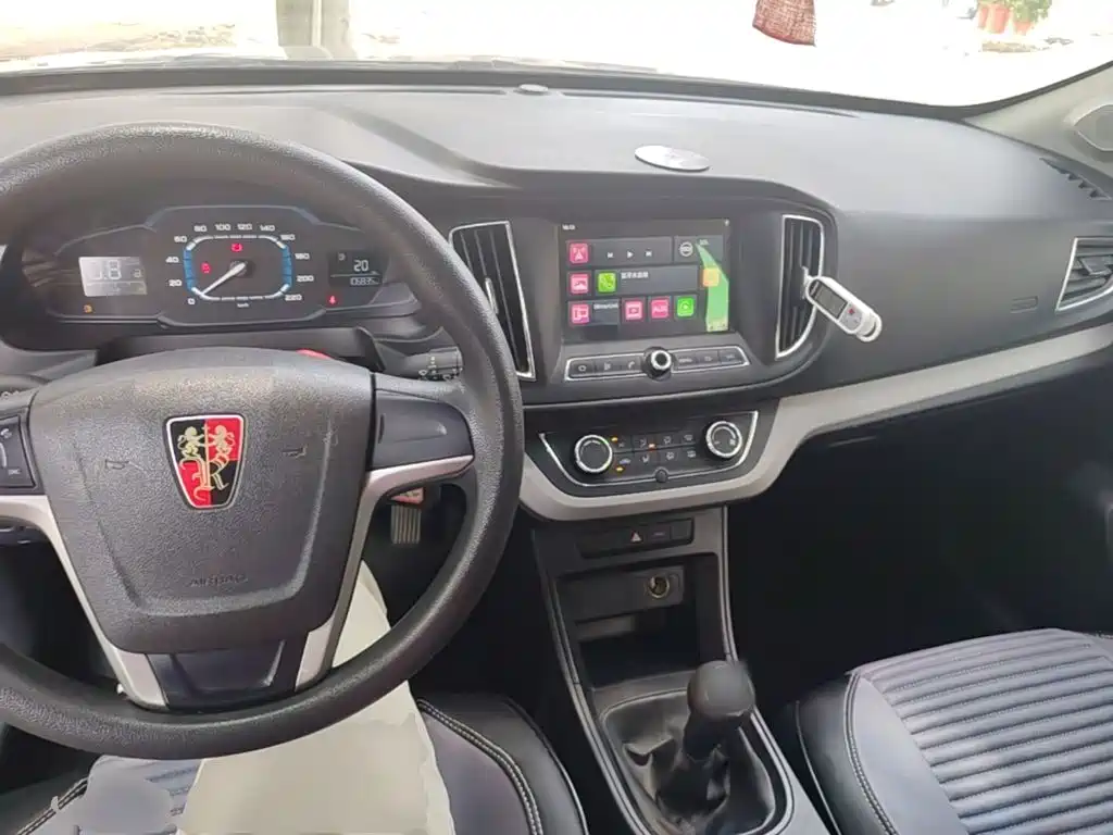Roewe 360 2016 2016 1.5L Manual Smart Screen Edition