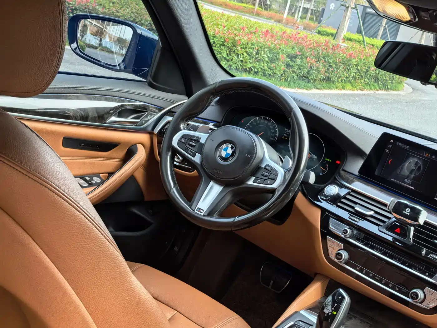 BMW 5 Series 2019 530Li Leading M Sport Package фото 12