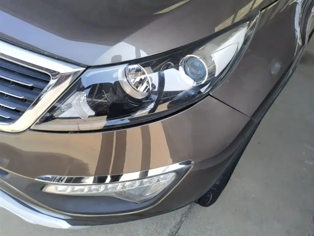 Kia Sportage 2014 2.0L Automatic 2WD GL Edition фото 24