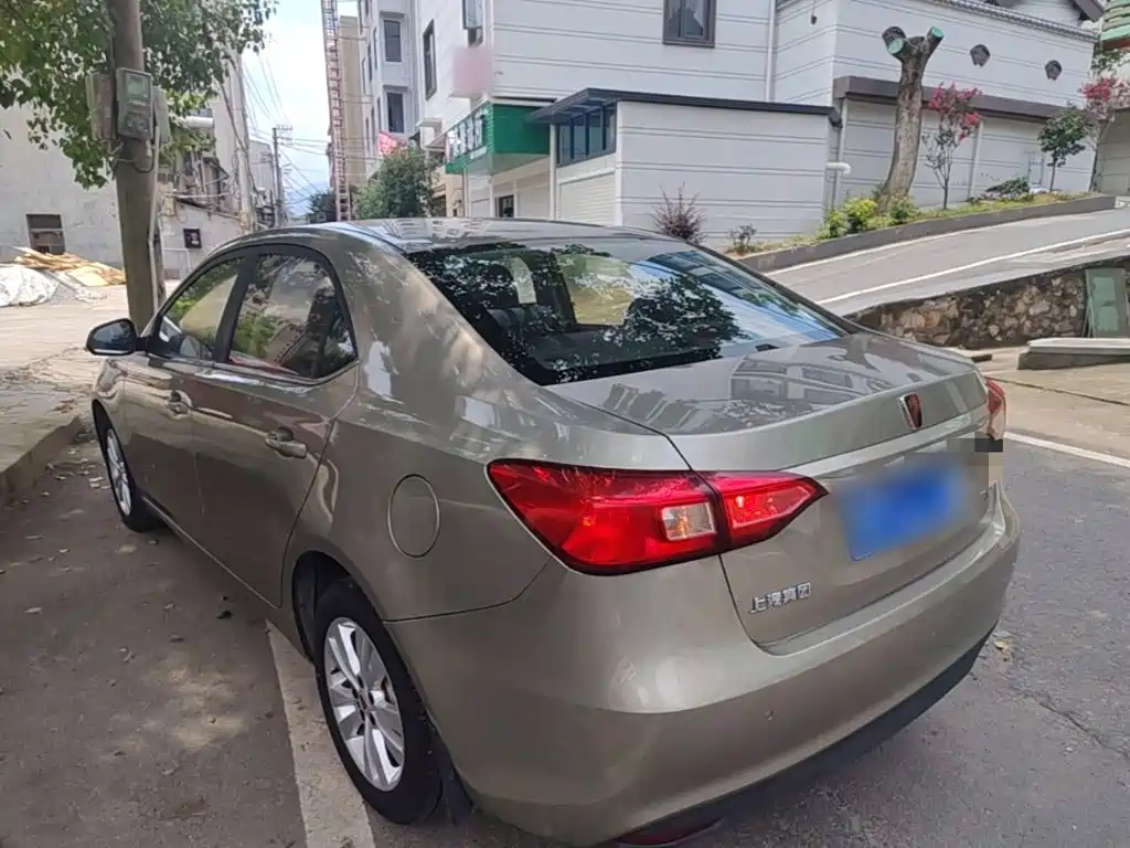 Roewe 360 2016 2016 1.5L Manual Smart Screen Edition