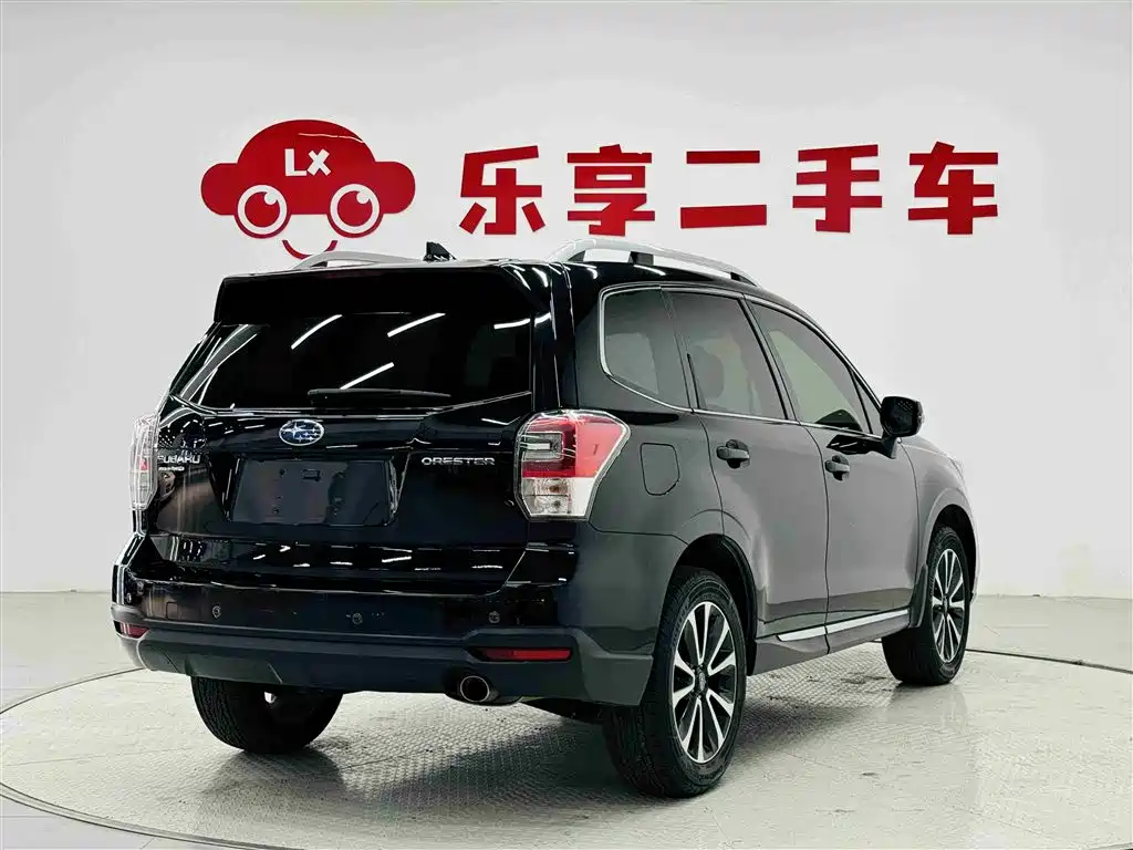 Subaru Forester 2016 2.5i Prestige Navigation Edition фото 5