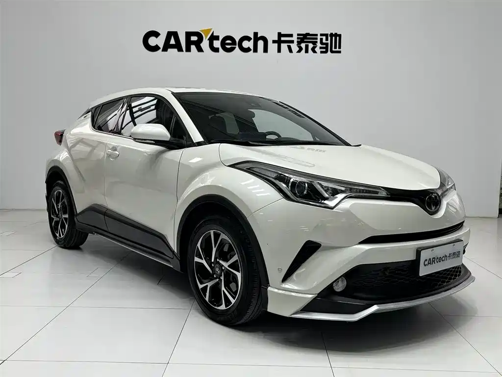 Toyota C-HR 2018 2.0L Cool Run Leader Edition China V фото 3