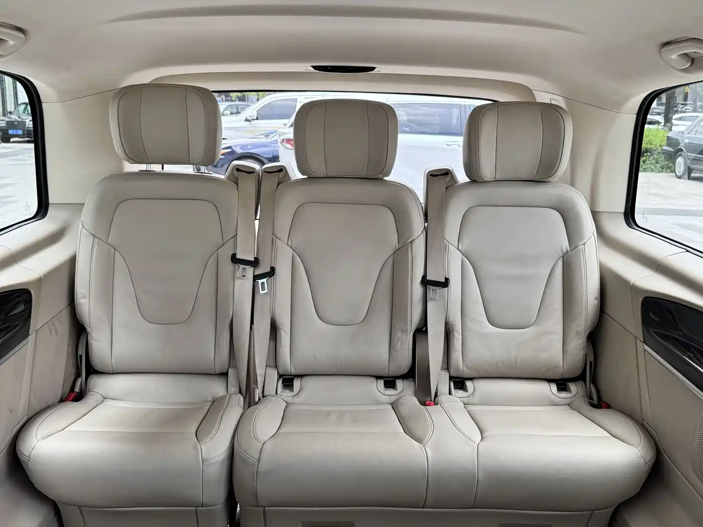 Mercedes-Benz V-Class 2016 V 260 Navigator фото 9