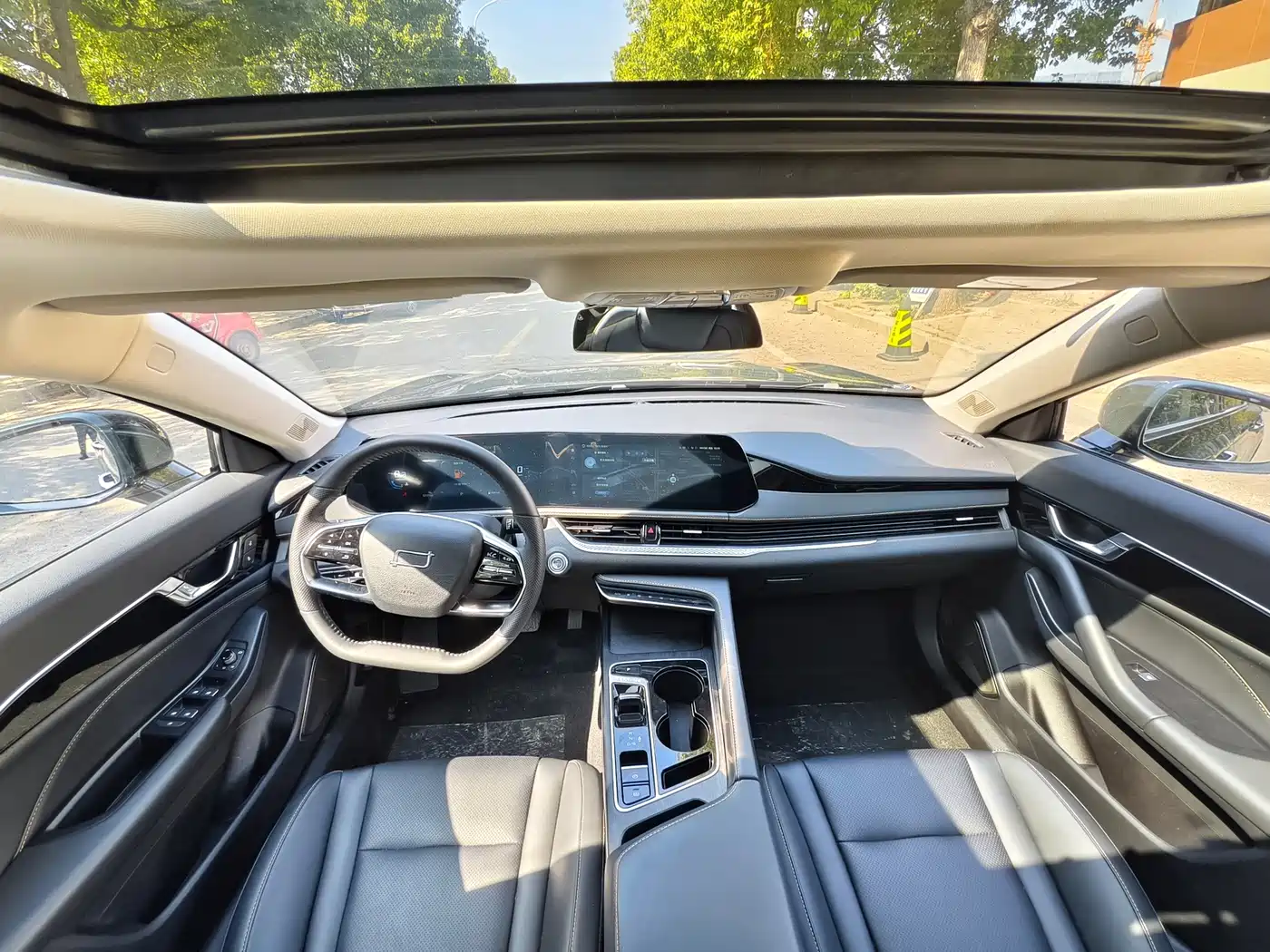 Фото 9 - Besturn B70