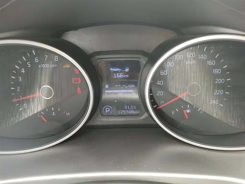 Kia Sportage 2015 2.0L Automatic 2WD GLS фото 12