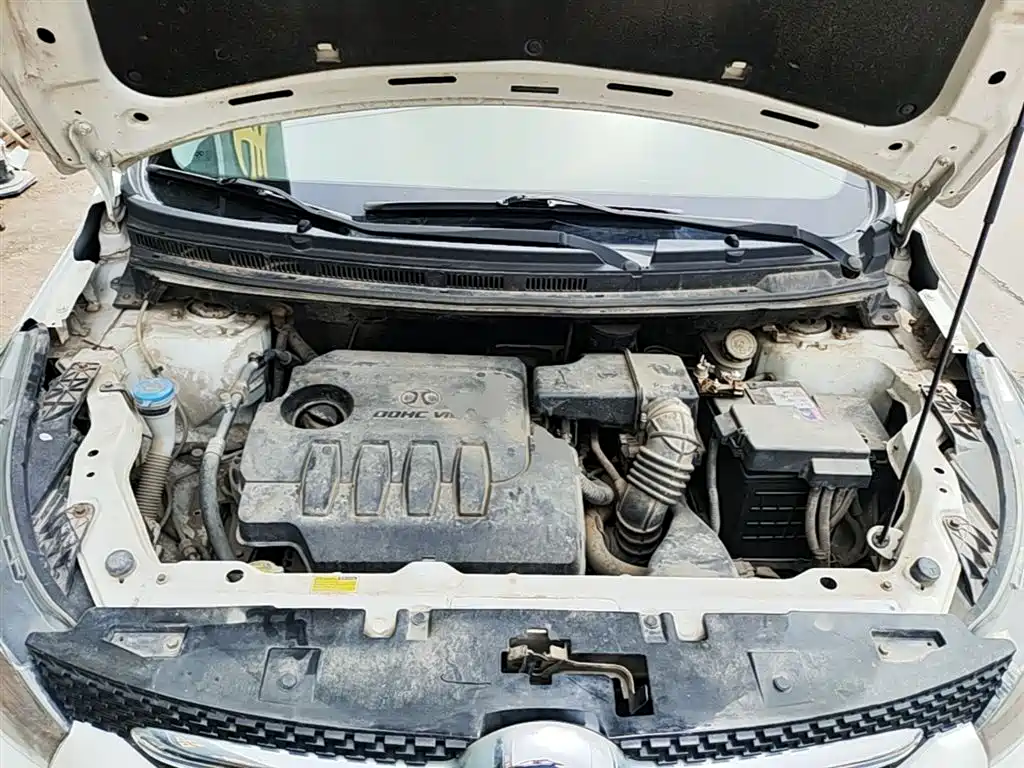 BAIC Senova X25 2017 2017 1.5L Auto Elite Navigation