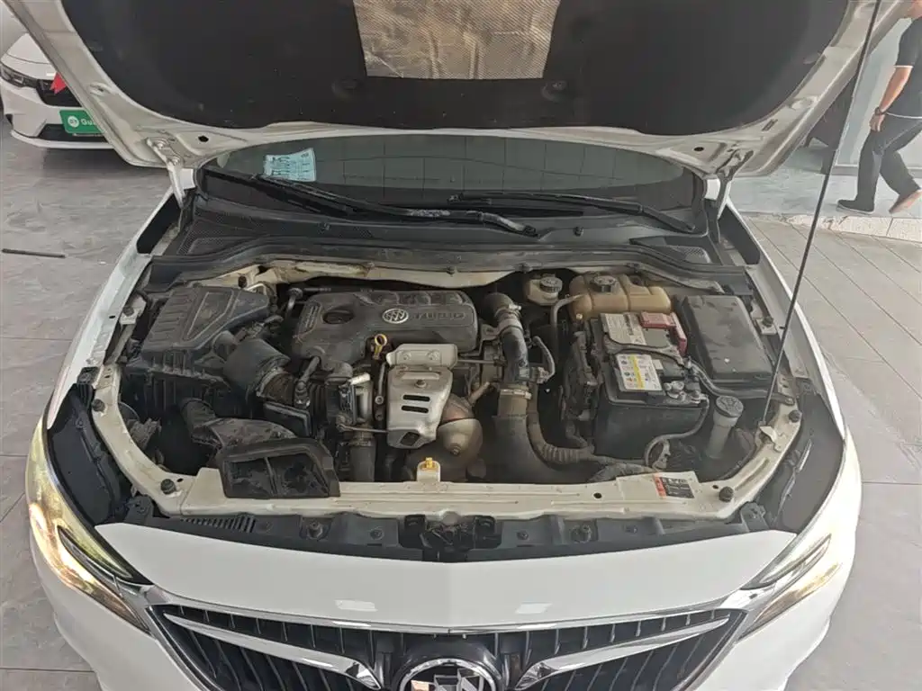 Buick Excelle 2018 15T Dual Clutch Elite (China V) фото 20