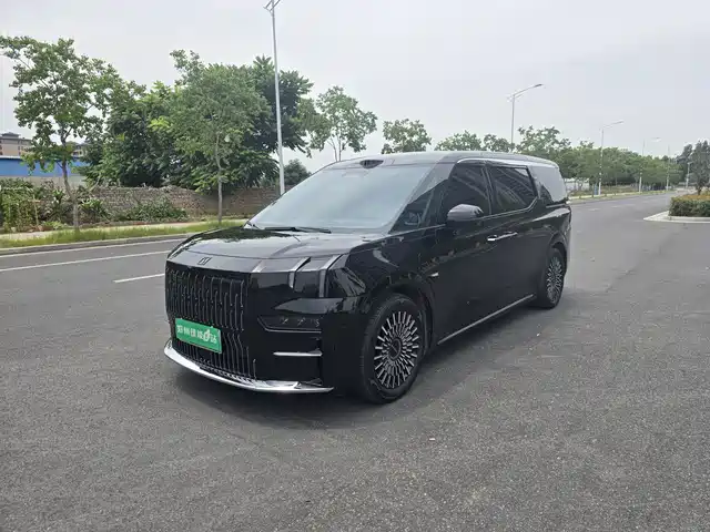 ZEEKR Zeekr 009 2024 7-Seat Aisle Version 108kWh