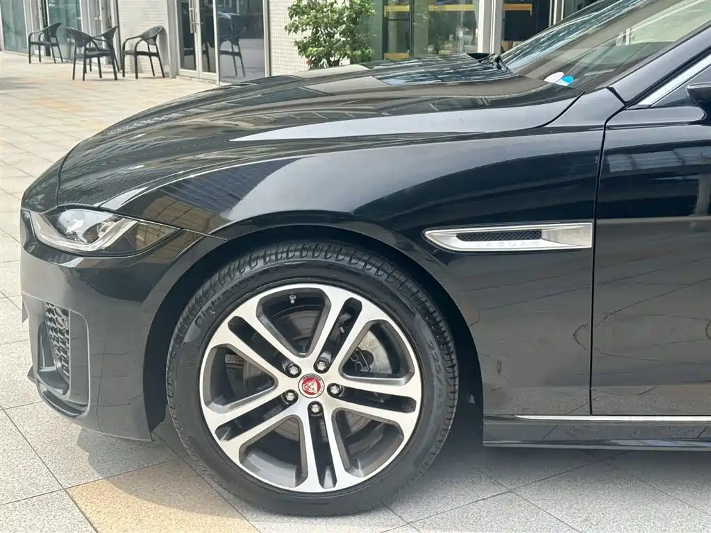 Jaguar XEL, миниатюра 5