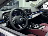 Photo 31 - BMW 5 Series