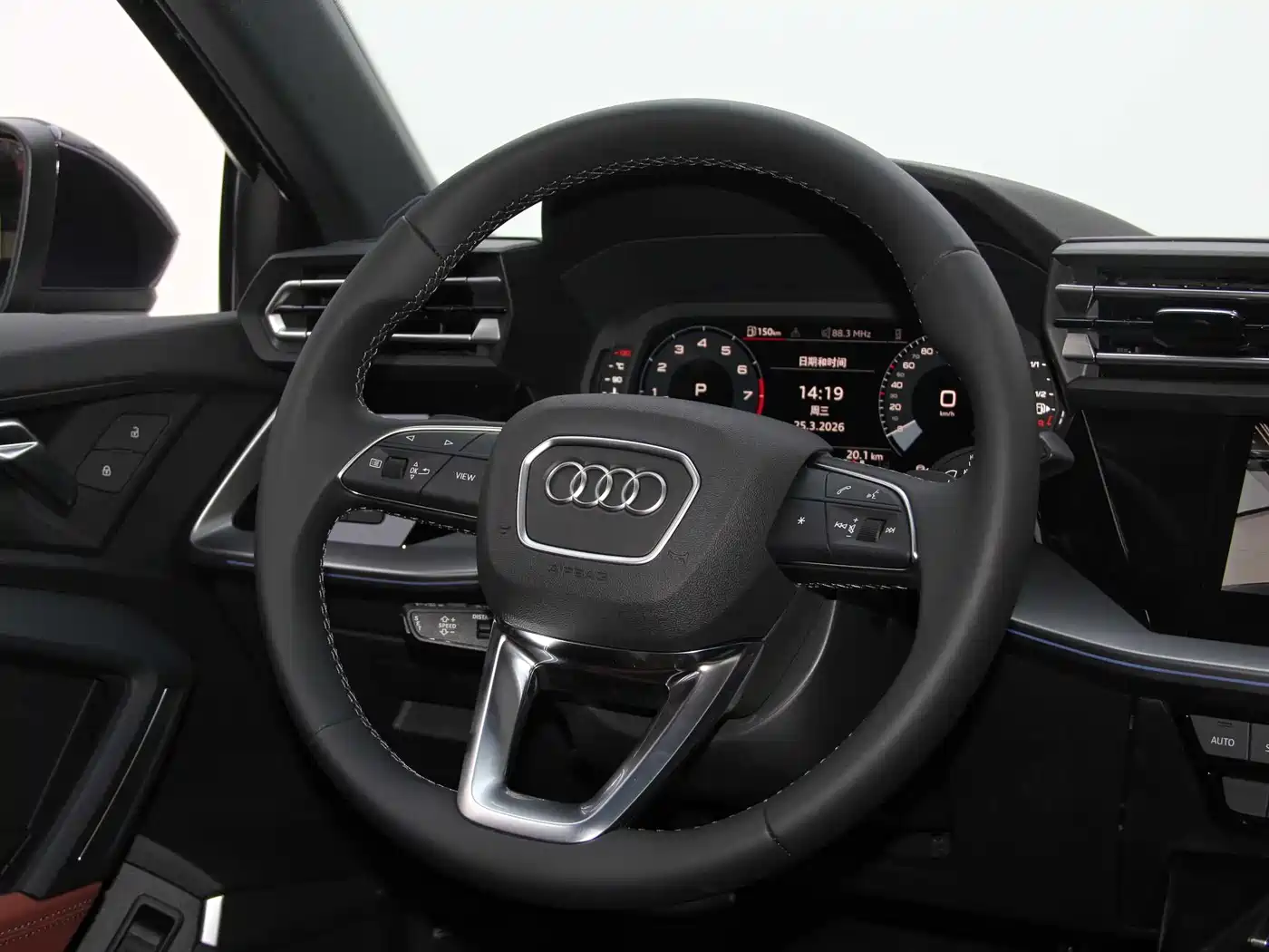 Audi A3 2025 Facelift Sportback 35TFSI Flying Spur Premium фото 13