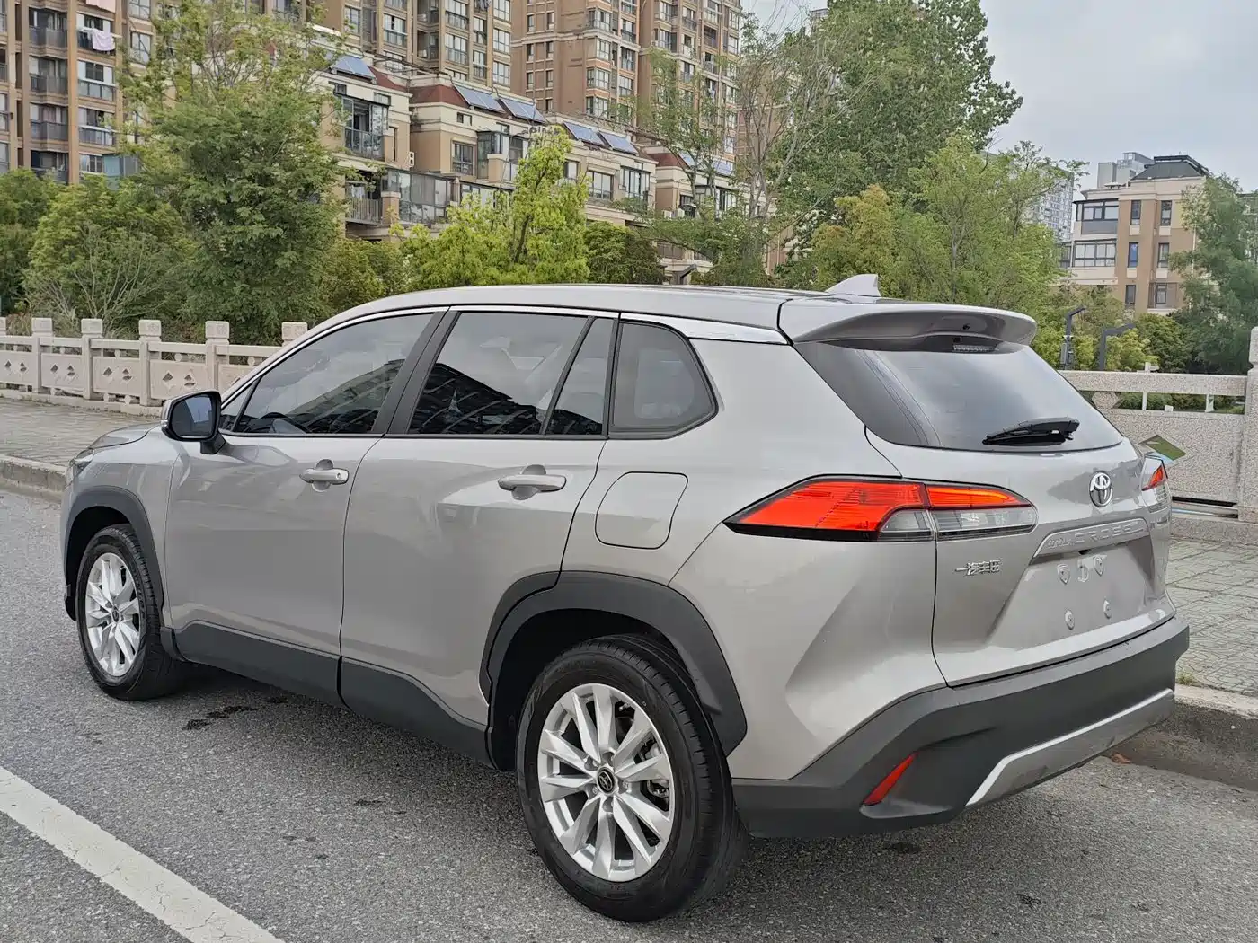 Toyota Corolla Cross 2022 2.0L Premium Edition фото 6