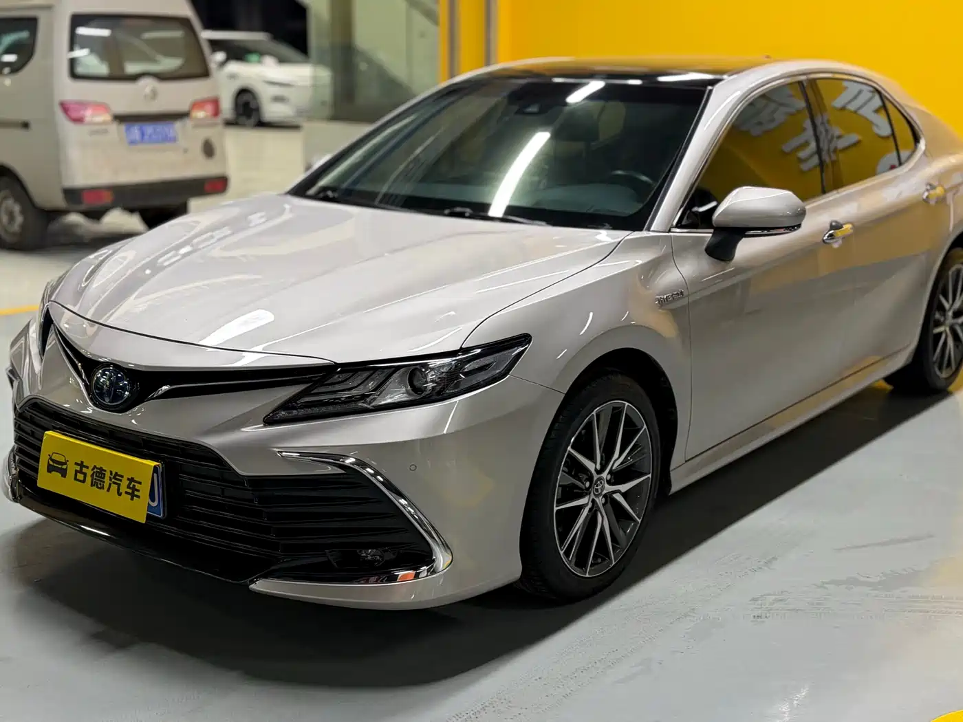 Toyota Camry 2021 Hybrid 2.5HG Luxury Edition