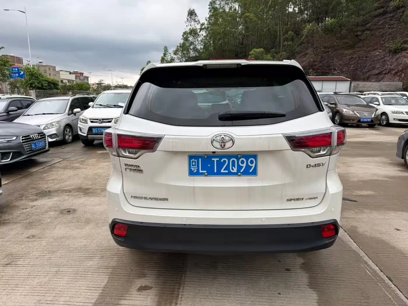 Toyota Highlander 2015 2.0T AWD Luxury Navigation Edition 7-seater фото 9