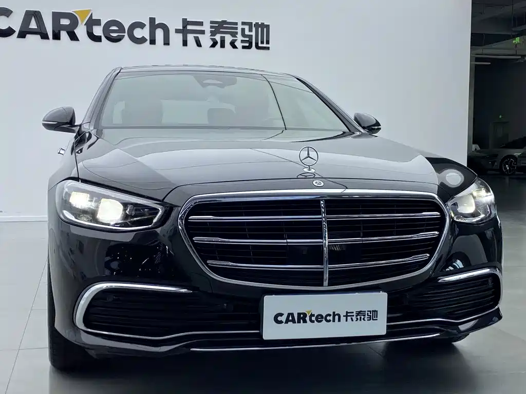 Фото 10 - Mercedes-Benz S-Class