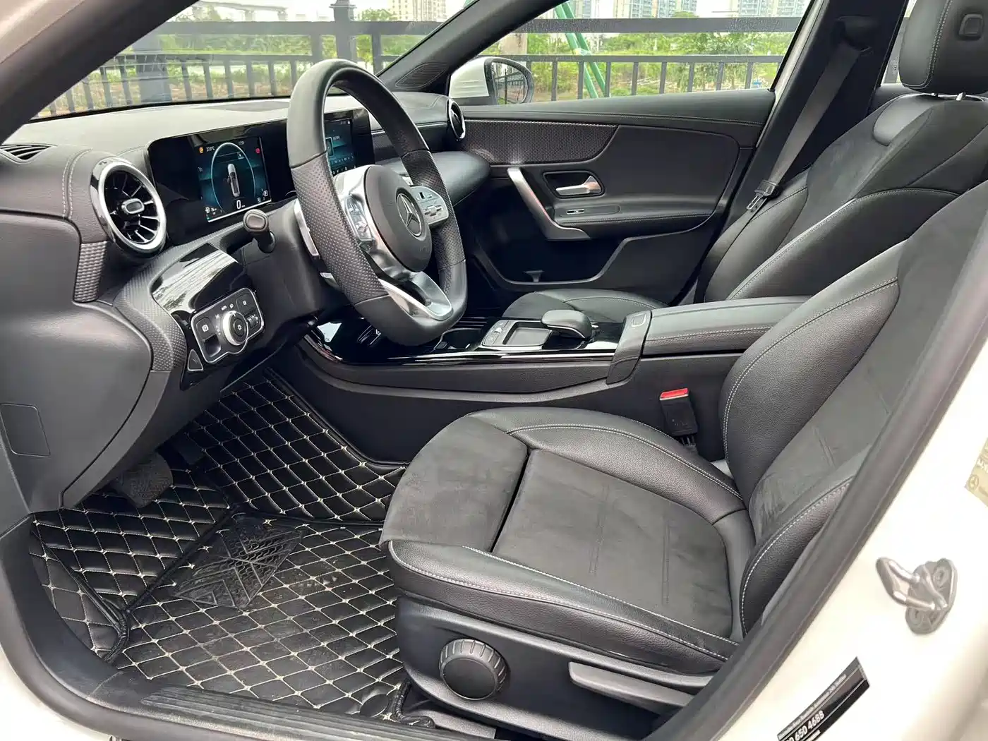 Mercedes-Benz A-Class 2020 A 180 L Sport Sedan фото 3