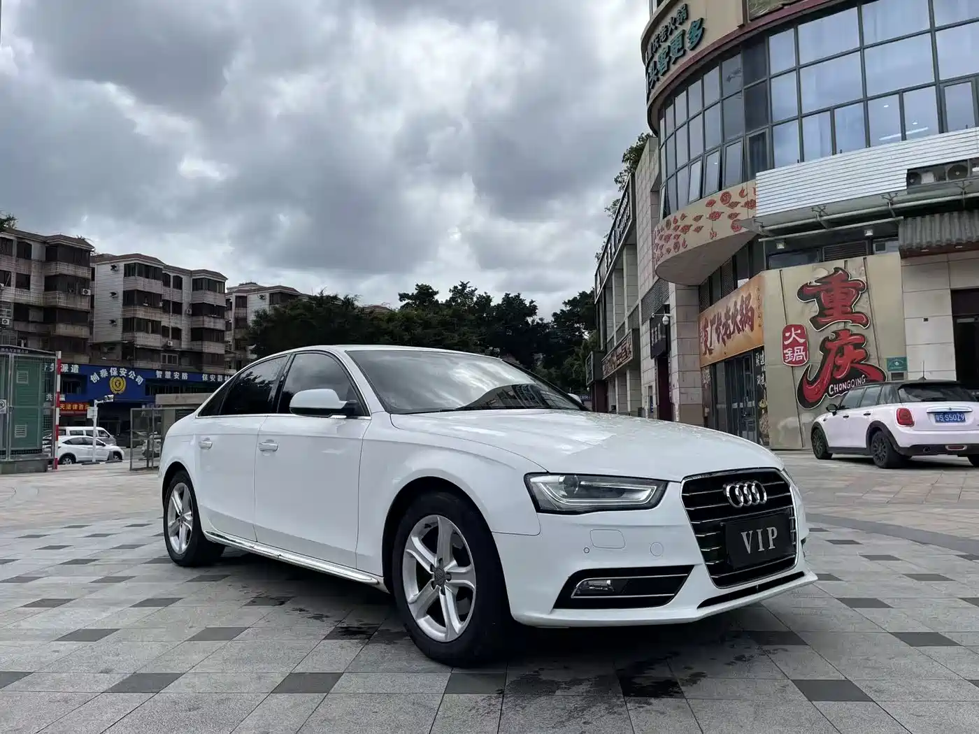 Audi A4L 2016 35 TFSI Automatic Standard фото 3