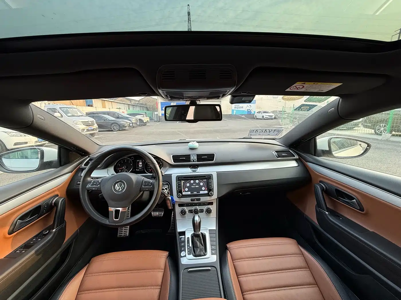 Volkswagen FAW-Volkswagen CC 2016 Model 1.8TSI Luxury фото 4
