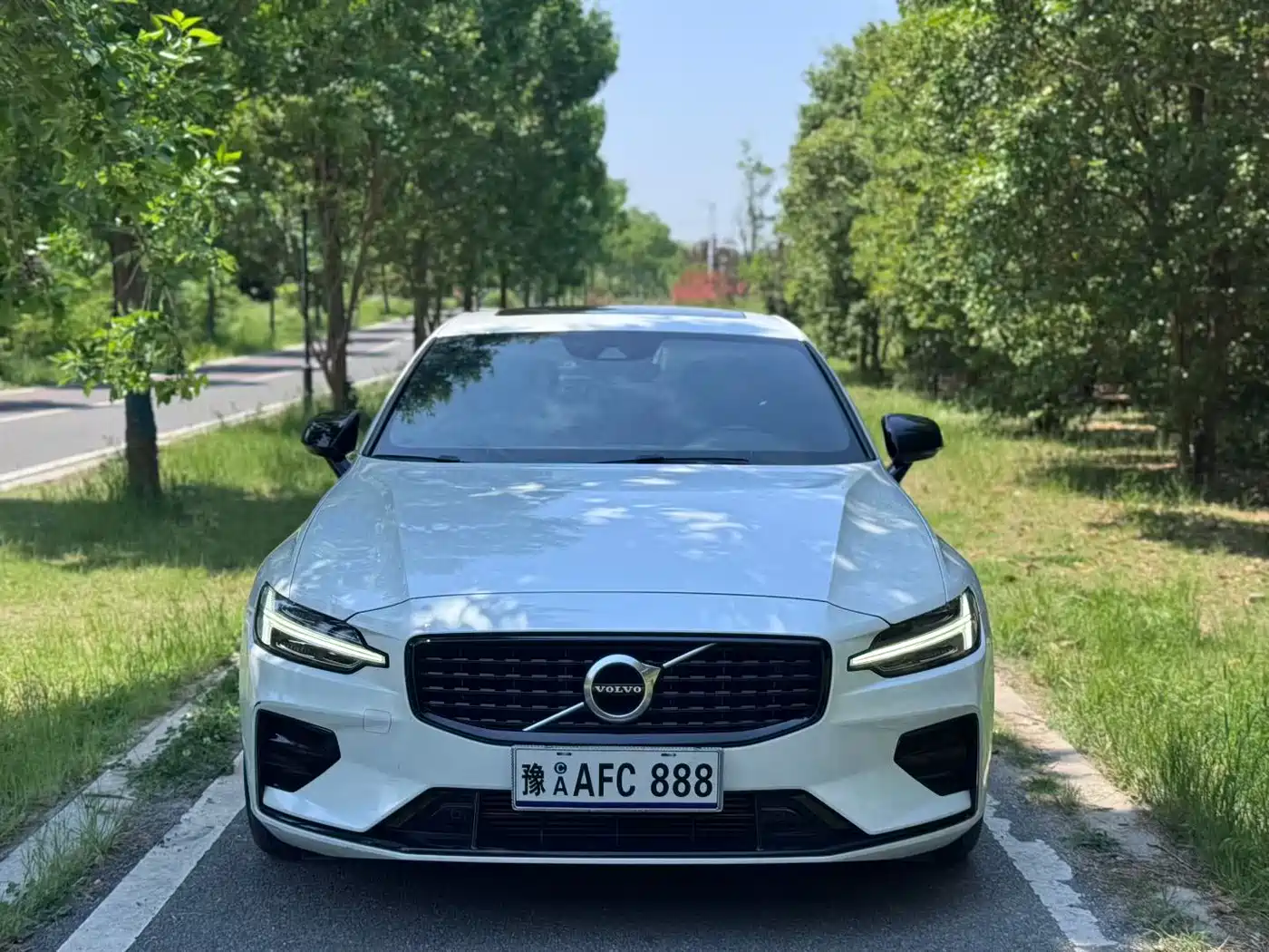 Volvo S60 2021 T4 Inscription Sport Edition фото 2