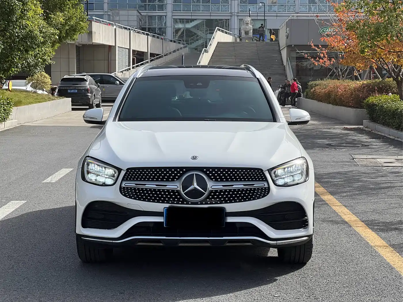 MERCEDES-BENZ GLC