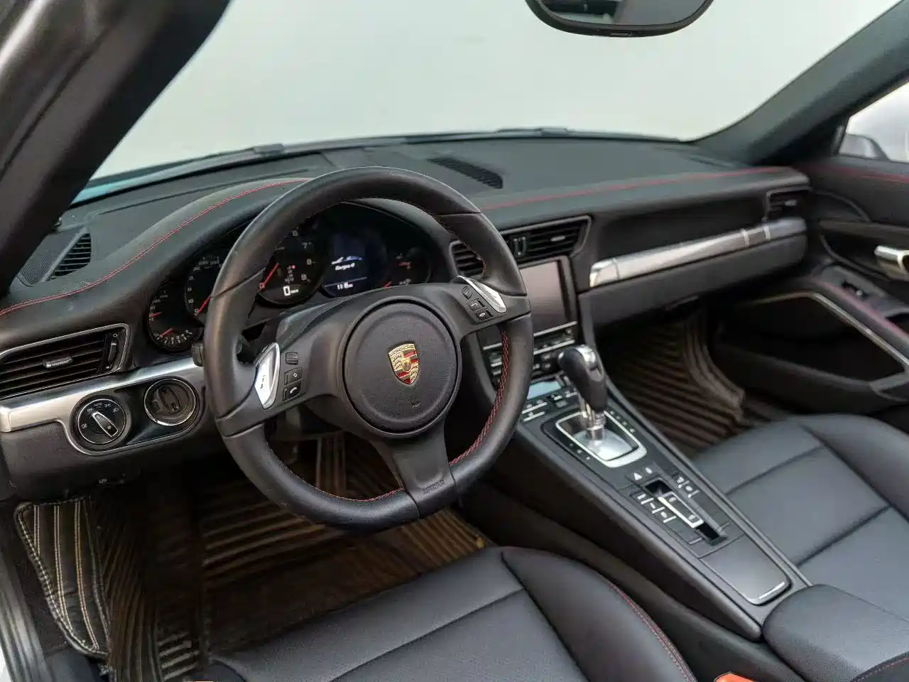 Photo 5 - Porsche 911