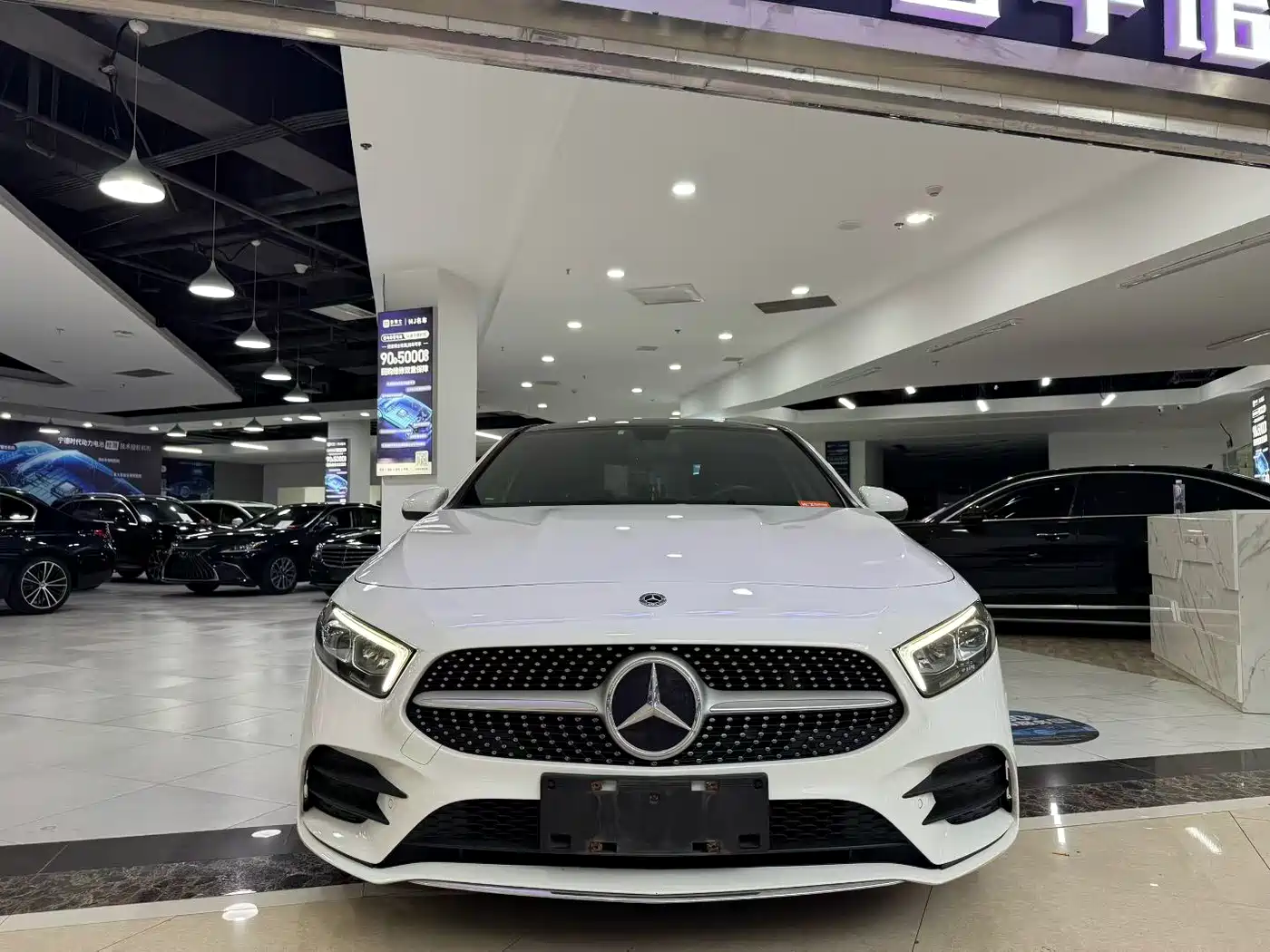 Mercedes-Benz A-Class 2020 Facelift A 200 L Sport Sedan Fashion фото 3