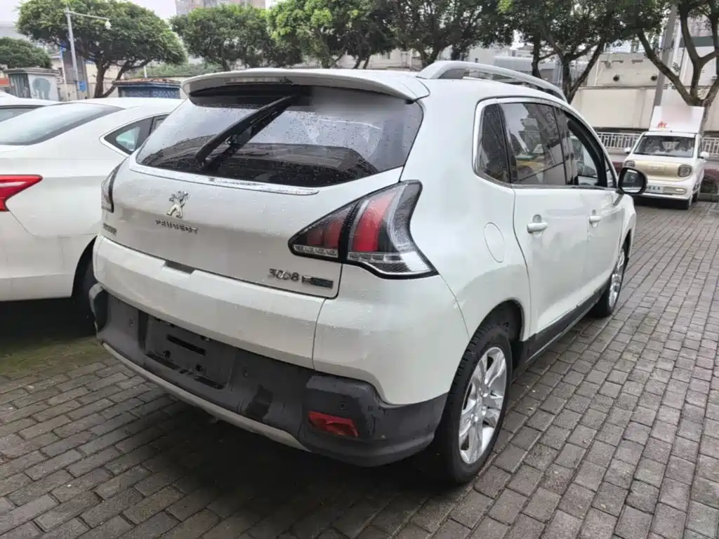 Peugeot 3008 2017 2016 1.6THP Automatic Classic Edition