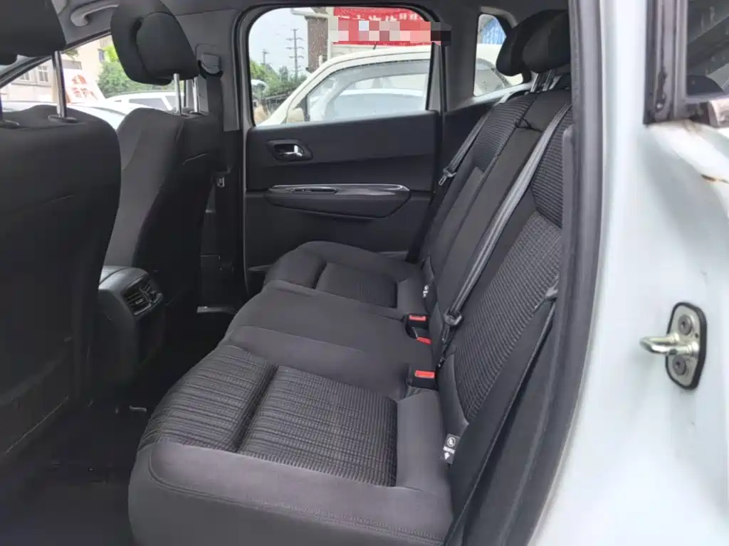 Peugeot 3008 2017 2016 1.6THP Automatic Classic Edition