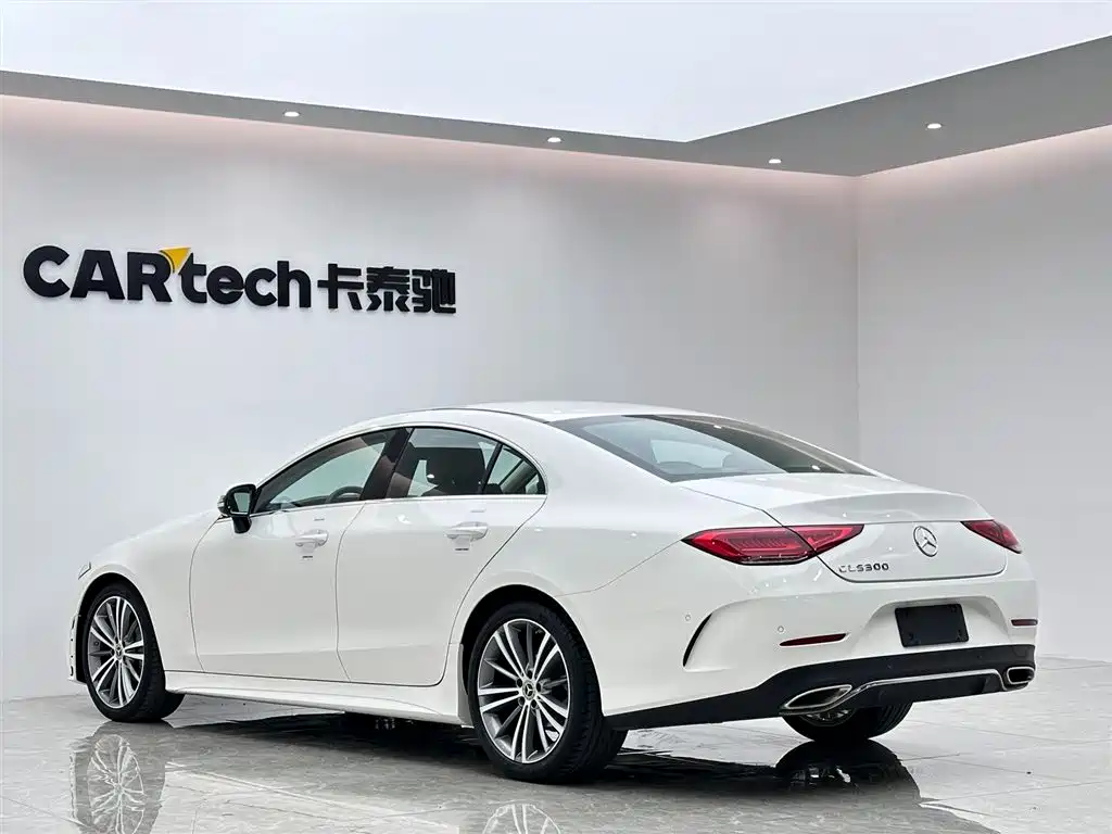 MERCEDES-BENZ CLS