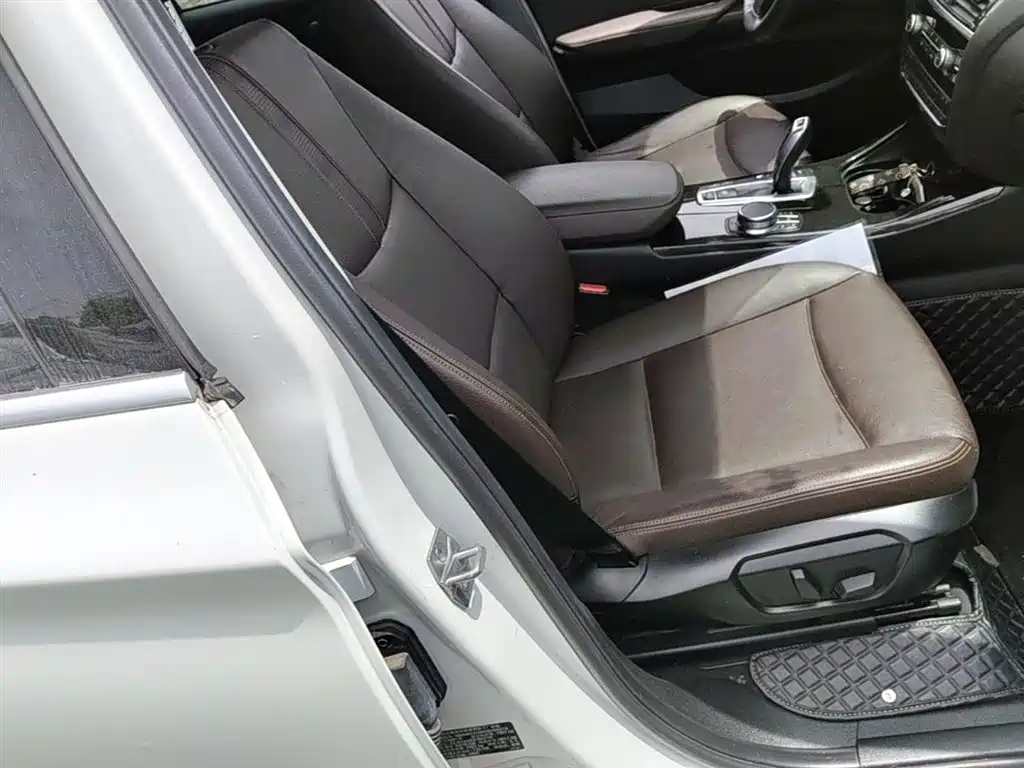 BMW X3 (Import) 2014 xDrive20i X Design Package фото 25