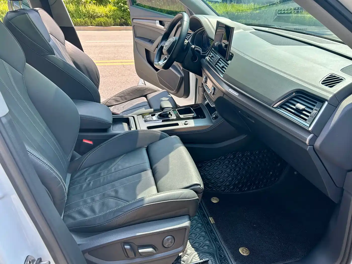 Audi Q5L 2021 40 TFSI Luxury Dynamic фото 10