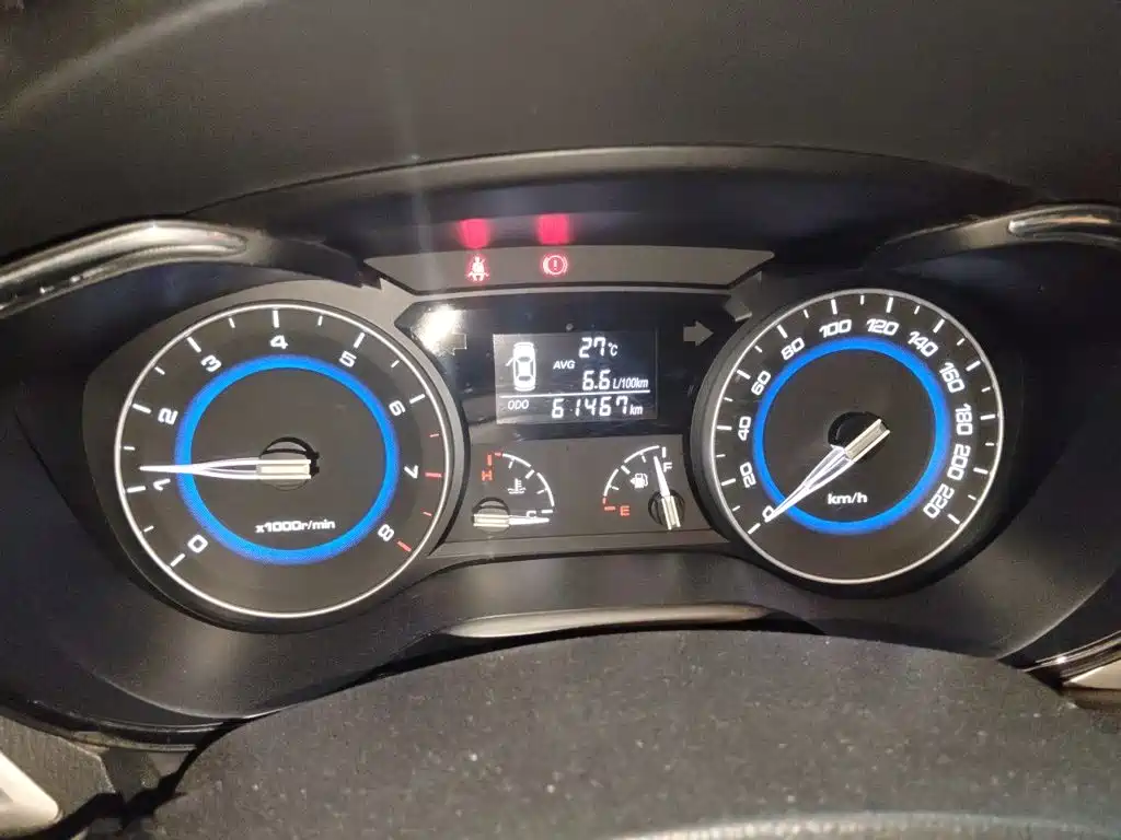 Changan Yuexiang V7 2017 2016 1.6L Manual Le Shang (China IV)