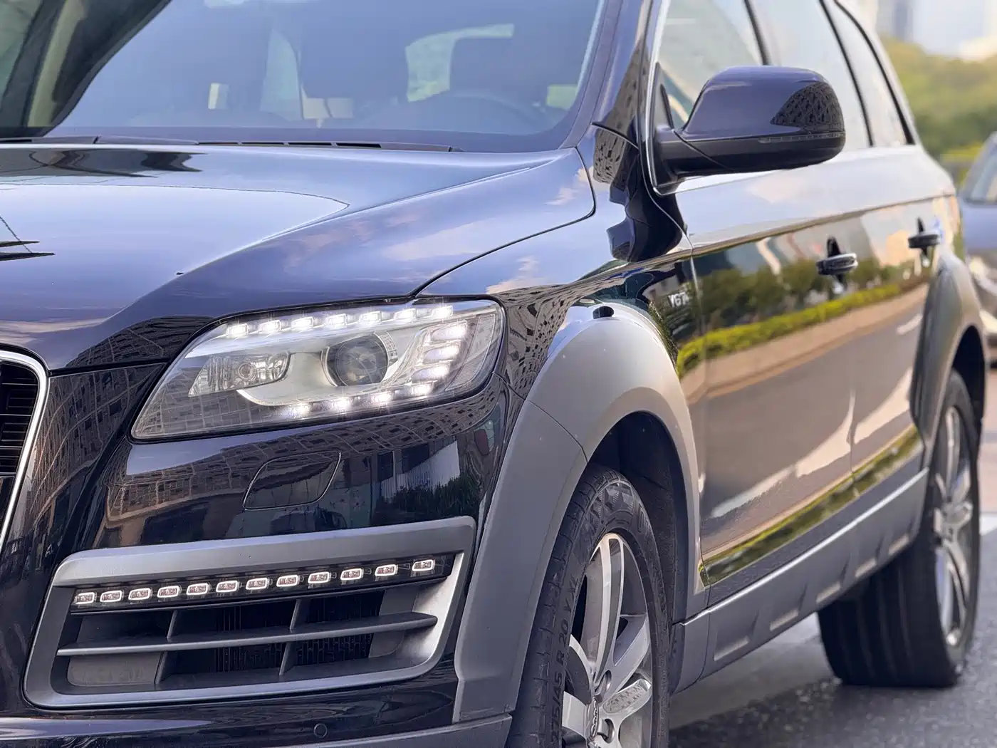 Фото 30 - Audi Q7