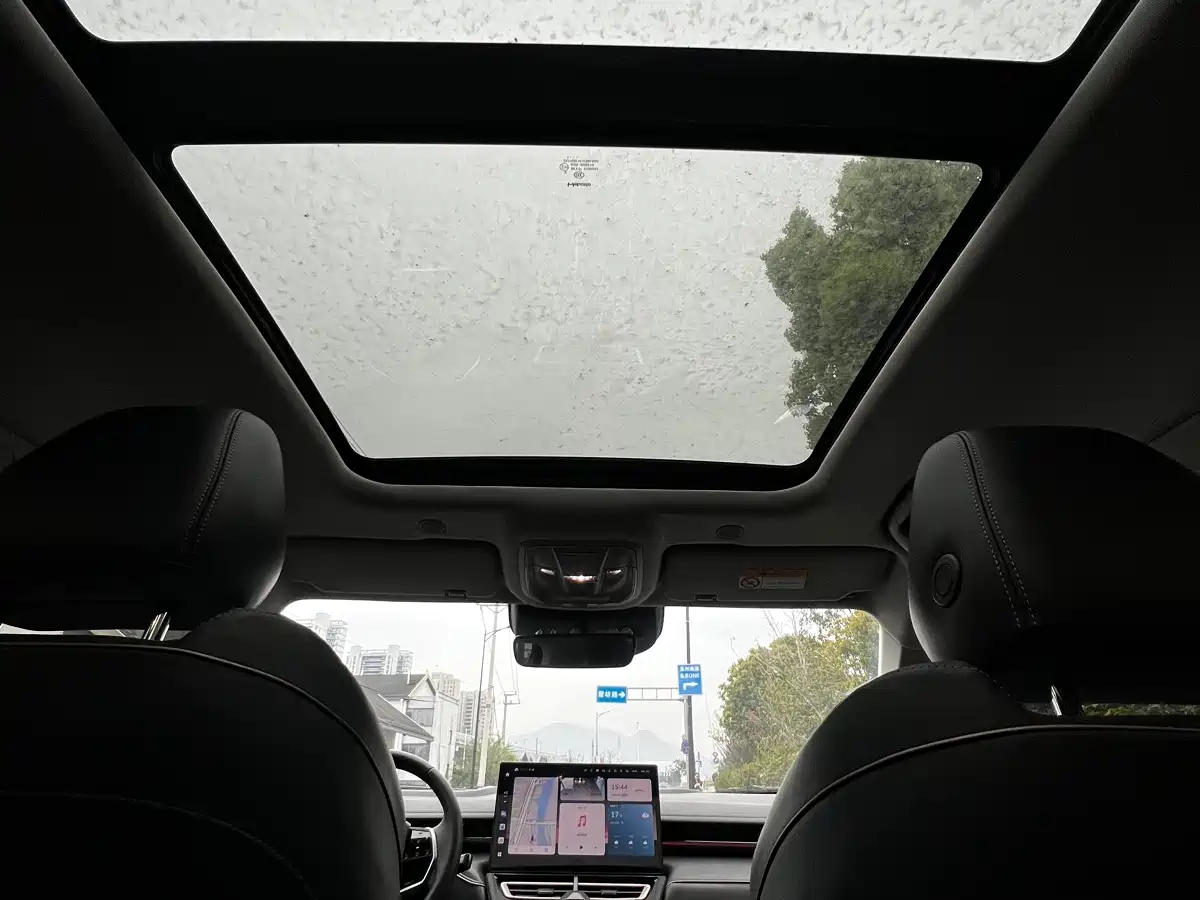 WEI PAI WEI BRAND MOCHA