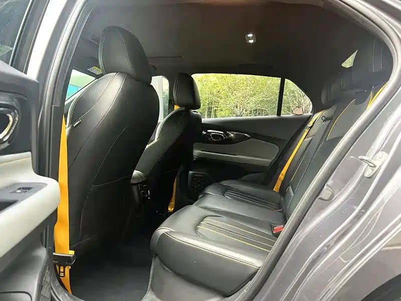 GAC Trumpchi Trumpchi Emkoo 2021 270T DCT J16 Su Shen Limited Edition фото 9