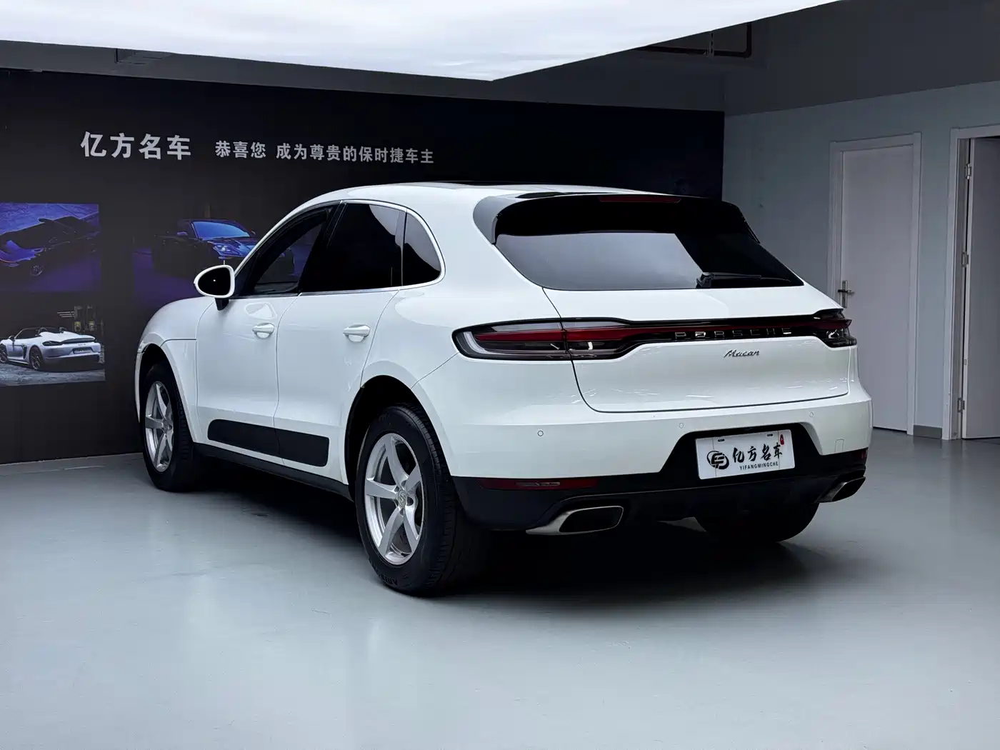 Porsche Macan 2018 Macan 2.0T фото 14