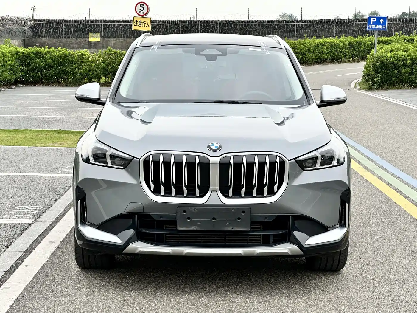 BMW X1 2025 sDrive25Li X Design Package фото 2