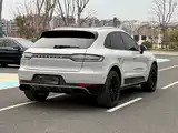 Photo 4 - Porsche Macan